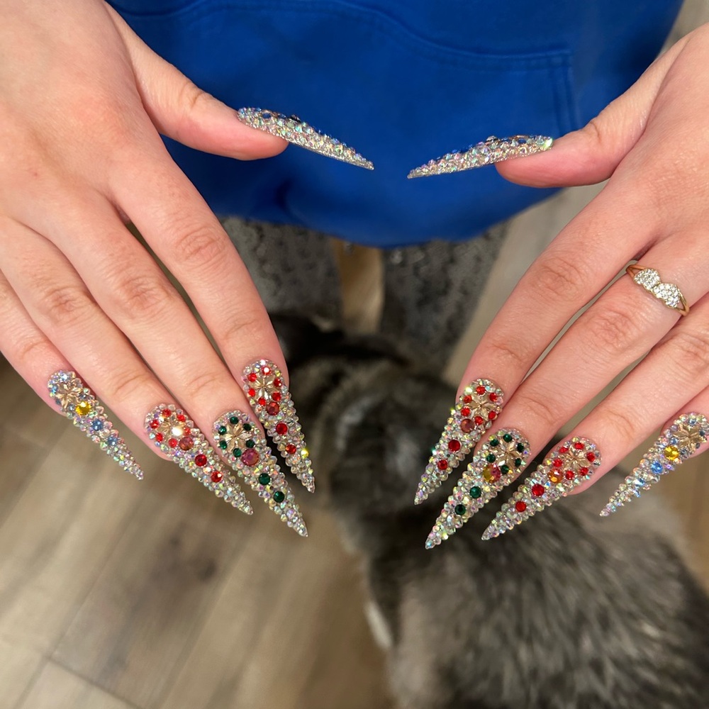 Colorful Rhinestone press on Nail Set - Picture 4 of 8
